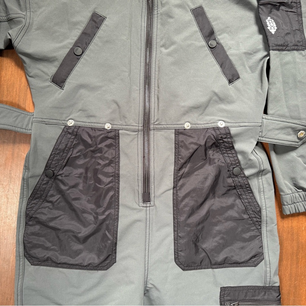 Mountain Blazin' coverall - BNWT - Picture 7 of 11
